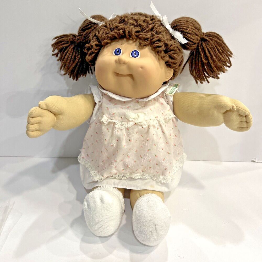 Cabbage Patch Kids Blue eyes Head Mold #8 OK Factory, 1985, OK Original Clothing